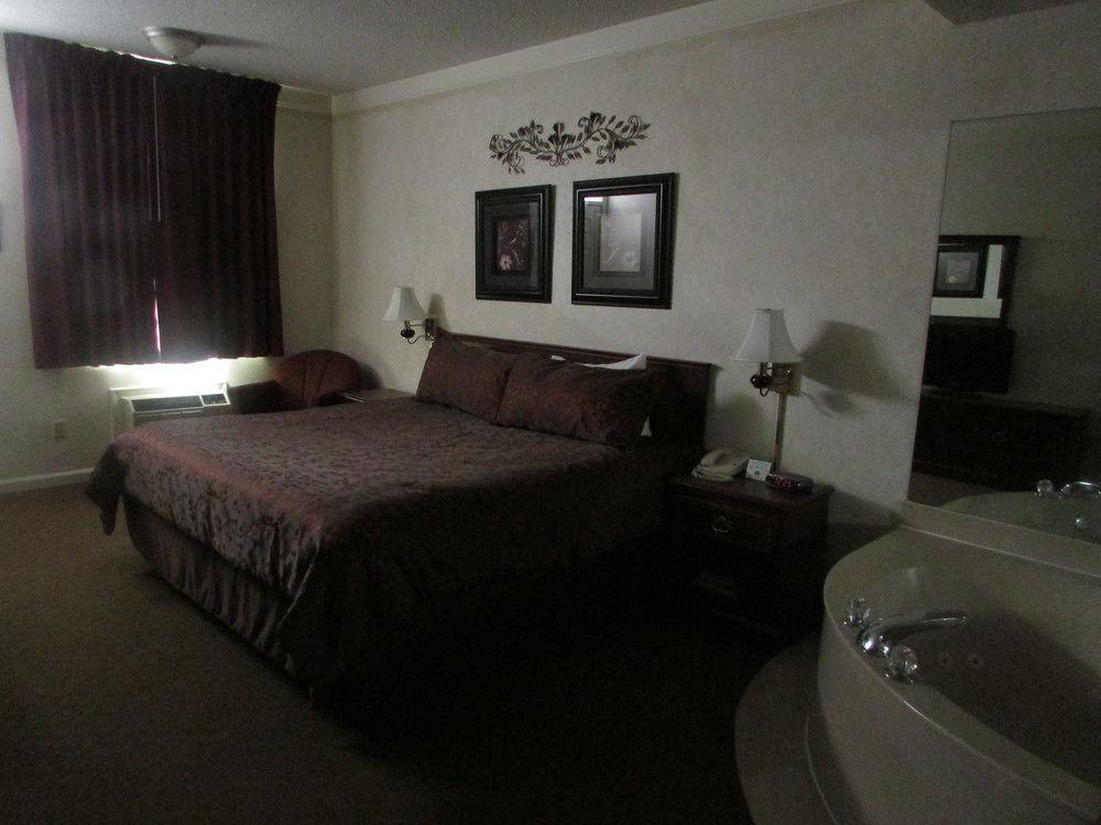 Plantation Oaks Hotell Millington Eksteriør bilde