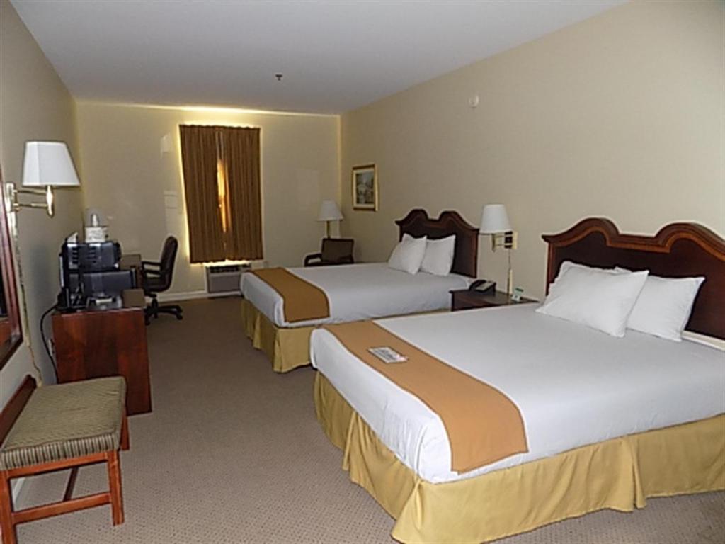 Plantation Oaks Hotell Millington Eksteriør bilde