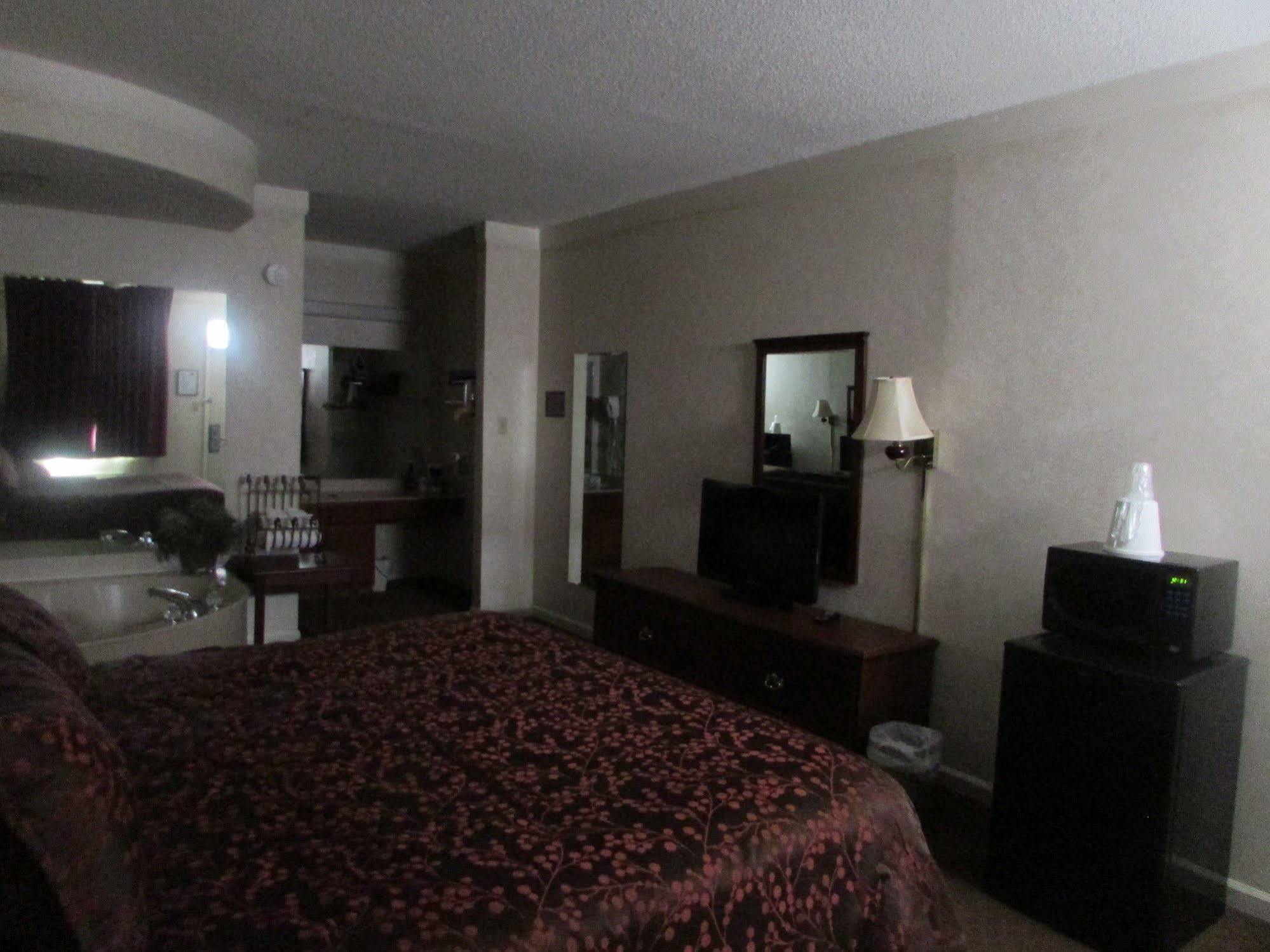 Plantation Oaks Hotell Millington Eksteriør bilde