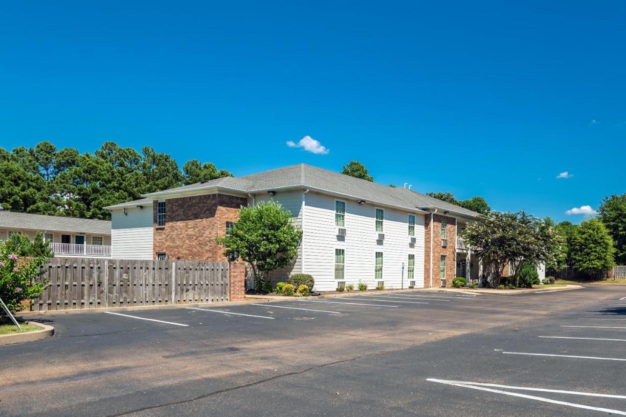 Plantation Oaks Hotell Millington Eksteriør bilde